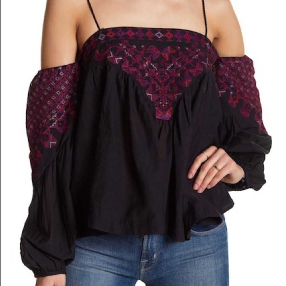 🆕 FP Vacay Vibin’ Embroidered Cold Shoulder Top L - Picture 1 of 7